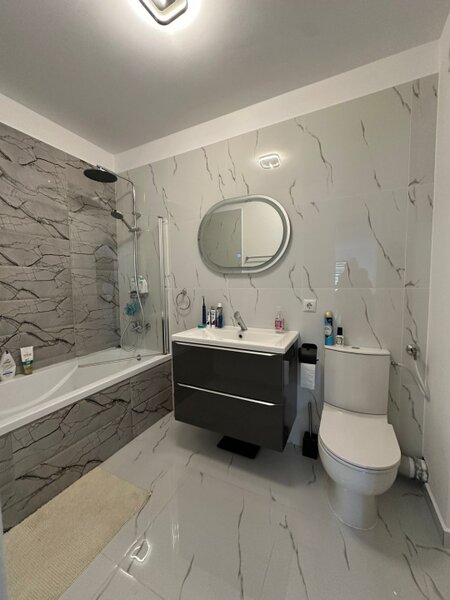 Cluj-Napoca Apartament 2 camere, modern, loc de parcare, Zona Vivo